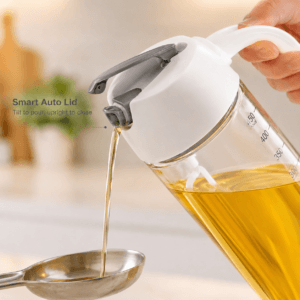 Automatic pour spout and hinged lid shown close up